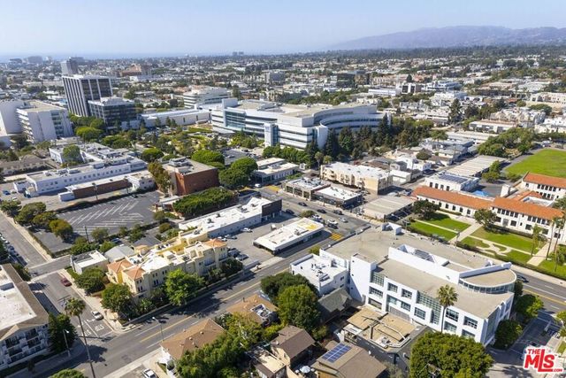 1411 Cloverfield Boulevard, Santa Monica, CA 90404