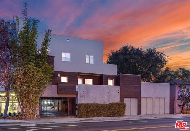 1411 Cloverfield Boulevard, Santa Monica, CA 90404