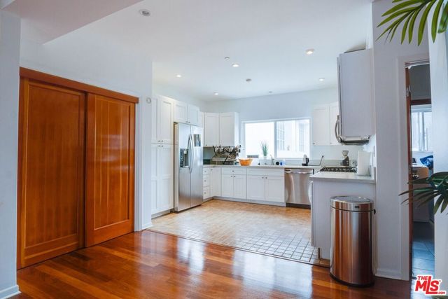 1411 Cloverfield Boulevard, Santa Monica, CA 90404