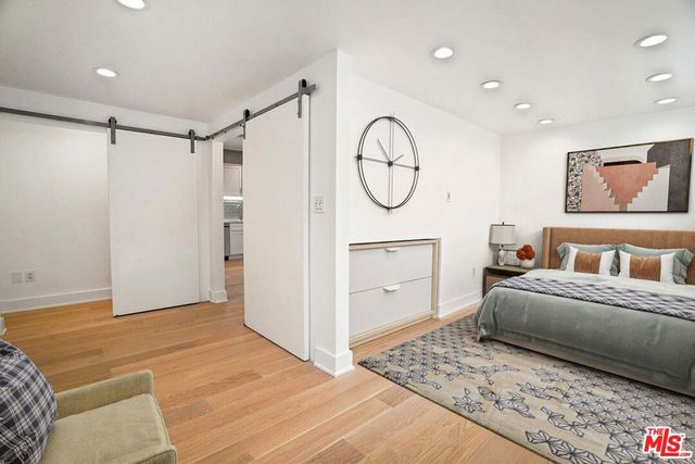 1411 Cloverfield Boulevard, Santa Monica, CA 90404