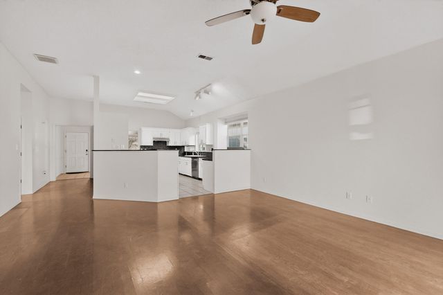 8408 San Tesoro Street NE, Albuquerque, NM 87113