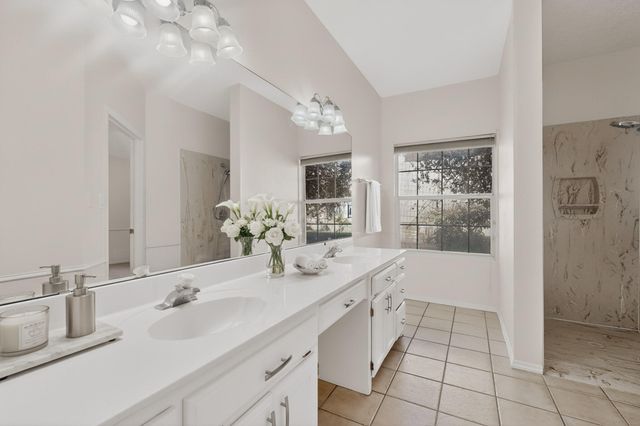 8408 San Tesoro Street NE, Albuquerque, NM 87113