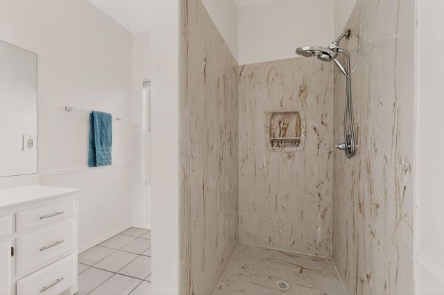 8408 San Tesoro Street NE, Albuquerque, NM 87113