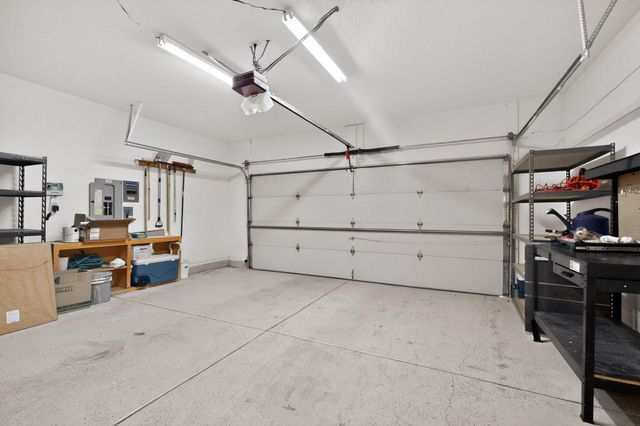 8408 San Tesoro Street NE, Albuquerque, NM 87113