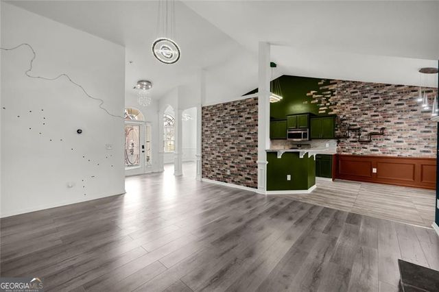 1291 Tumblerock Court, Loganville, GA 30052