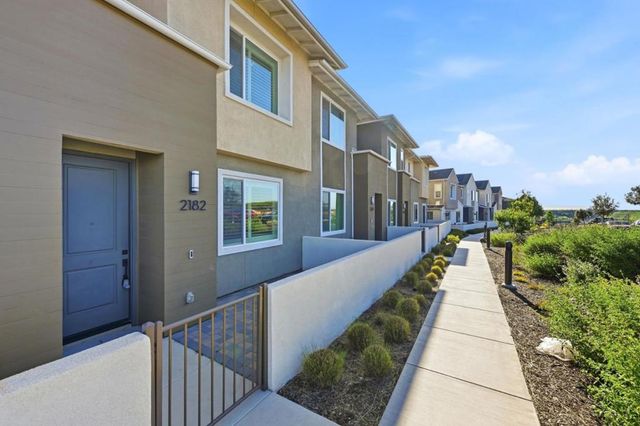 2182 Bluestone Circle, Chula Vista, CA 91913