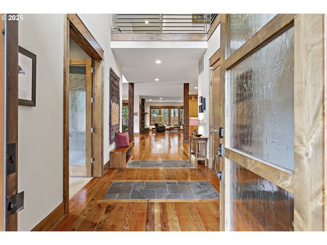 2826 COEUR D ALENE Dr, West Linn, OR 97068