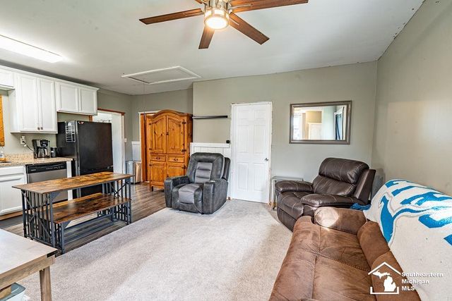 14374 Oakville Waltz Road, London Twp, MI 48191
