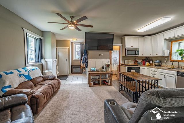 14374 Oakville Waltz Road, London Twp, MI 48191
