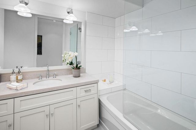 550 Front Street 1401, San Diego, CA 92101