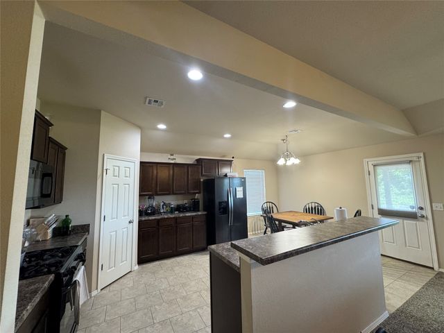 6608 N 128th East Avenue, Owasso, OK 74055
