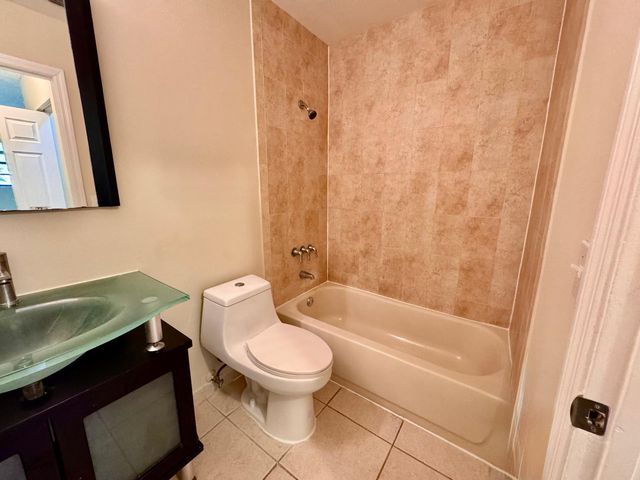 11211 Royal Palm Boulevard, Coral Springs, FL 33065