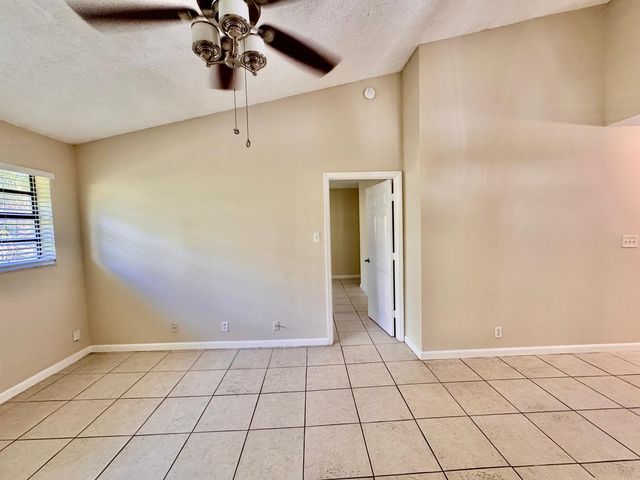 11211 Royal Palm Boulevard, Coral Springs, FL 33065