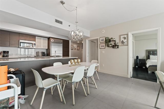500 Brickell Avenue 1405, Miami, FL 33131