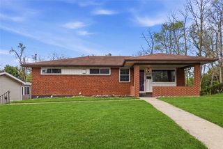 425 Fieldstone Drive, Monroeville, PA 15146