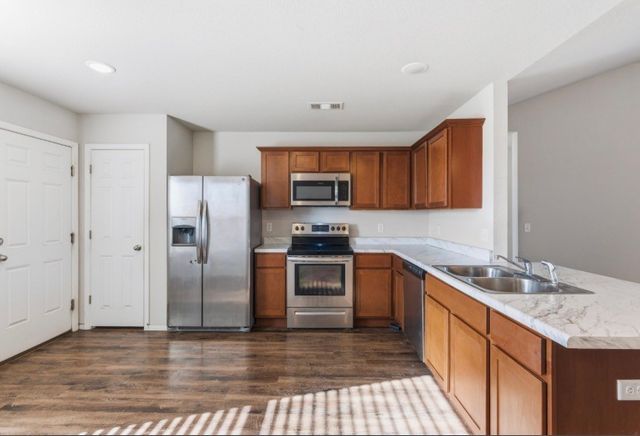 2002 N Yarmouth Court, Siloam Springs, AR 72761