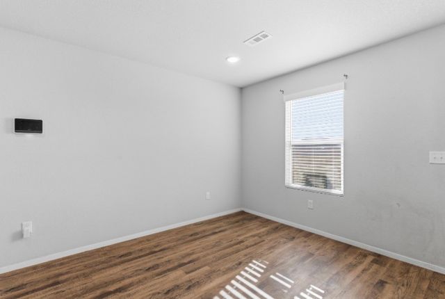 2002 N Yarmouth Court, Siloam Springs, AR 72761