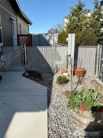 1221 Arkansas Drive, Walla Walla, WA 99362