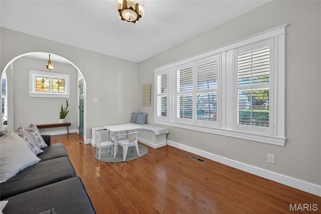 751 Atalanta Avenue, Webster Groves, MO 63119