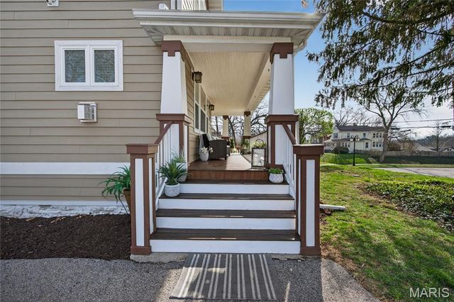 751 Atalanta Avenue, Webster Groves, MO 63119