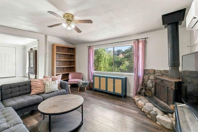 12211 Forest Trail, Sylmar, CA 91342