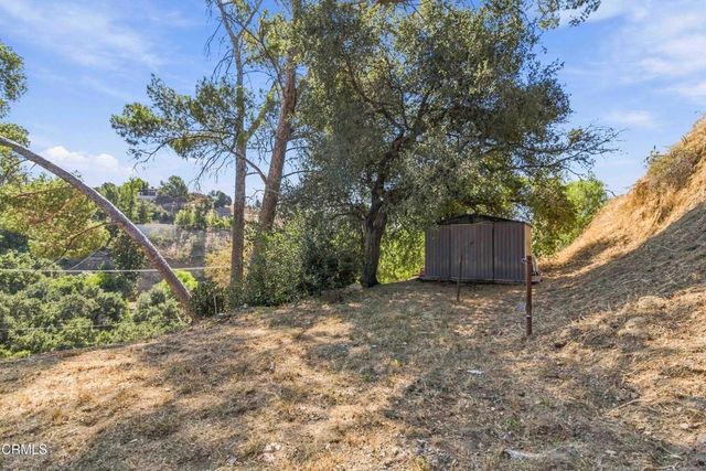 12211 Forest Trail, Sylmar, CA 91342