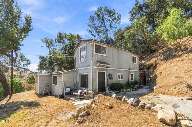 12211 Forest Trail, Sylmar, CA 91342