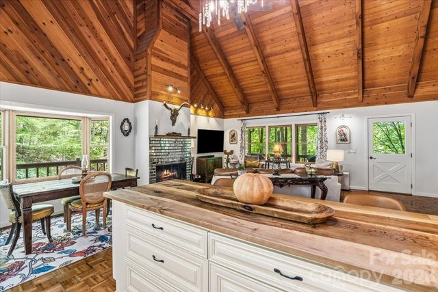 61 Greer Way, Mars Hill, NC 28754