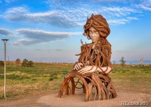 4021 N Biloxi Court, Aurora, CO 80019