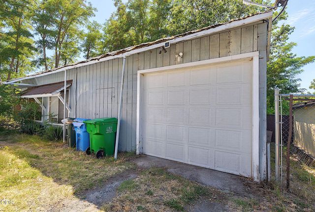 2688 Williams Highway, Grants Pass, OR 97527