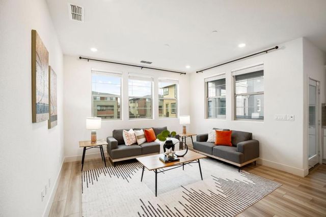 5720 Greige Circle G, Dublin, CA 94568