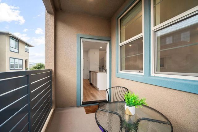 5720 Greige Circle G, Dublin, CA 94568