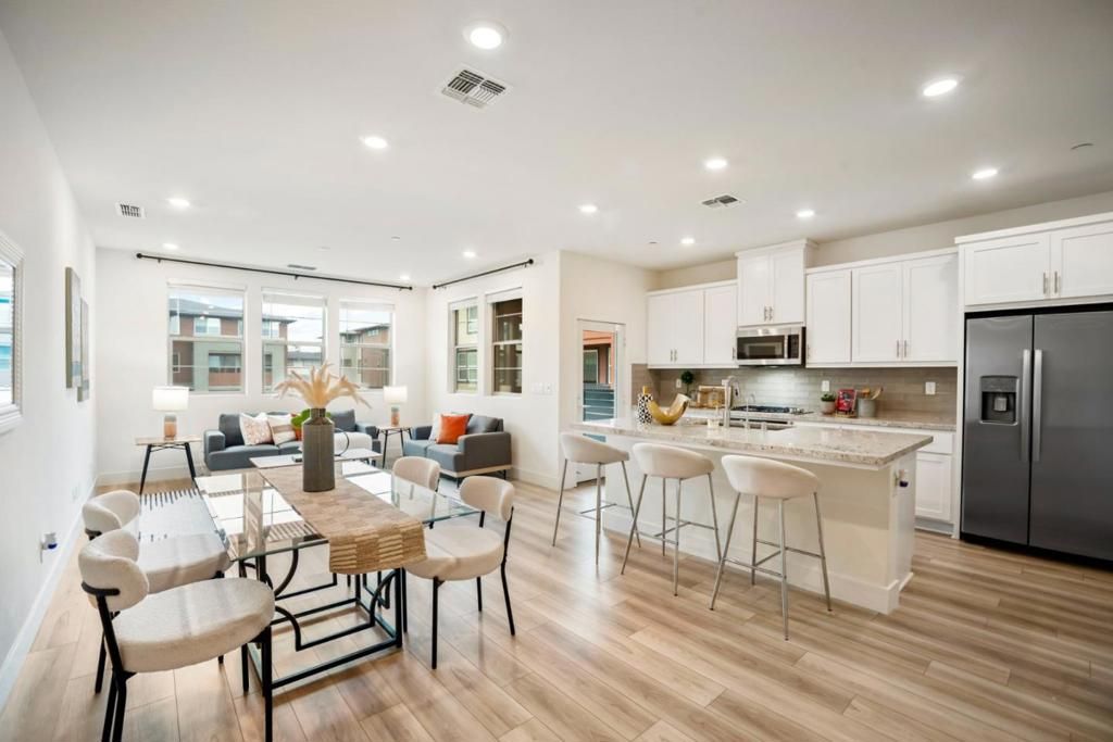 5720 Greige Circle G, Dublin, CA 94568