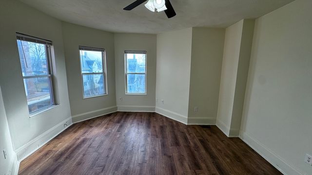 69 Kingsdale 1, Boston, MA 02124