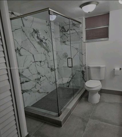404 NW 68th Ave 304, Plantation, FL 33317