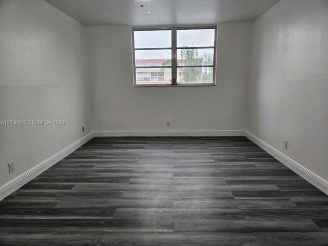 404 NW 68th Ave 304, Plantation, FL 33317
