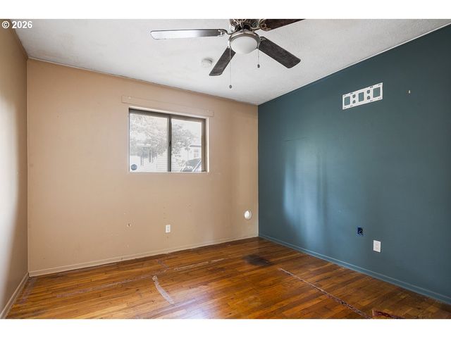 14525 Se FAIROAKS Ave, Milwaukie, OR 97267