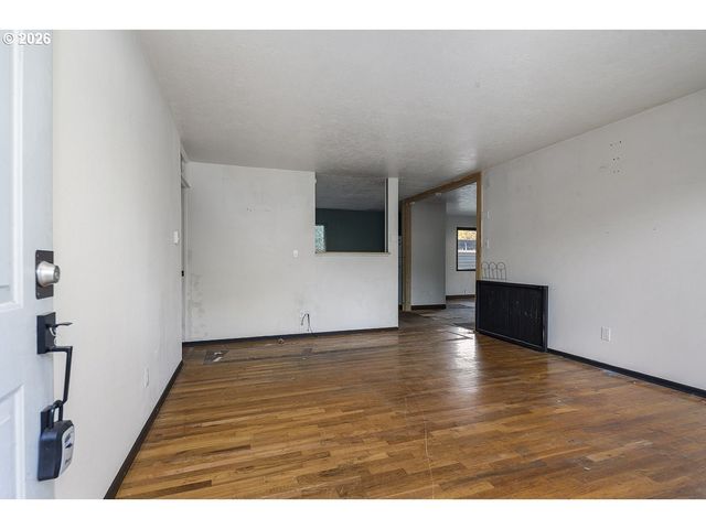14525 Se FAIROAKS Ave, Milwaukie, OR 97267