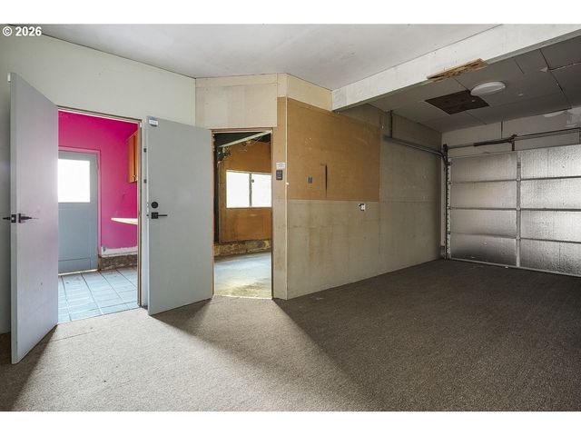 14525 Se FAIROAKS Ave, Milwaukie, OR 97267