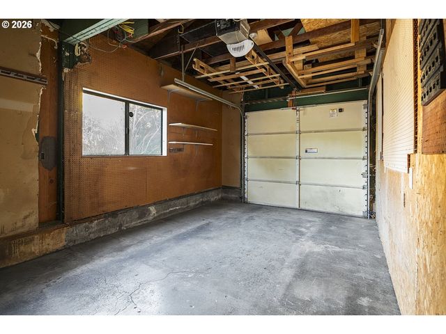 14525 Se FAIROAKS Ave, Milwaukie, OR 97267