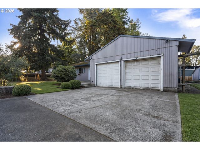 14525 Se FAIROAKS Ave, Milwaukie, OR 97267