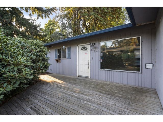 14525 Se FAIROAKS Ave, Milwaukie, OR 97267