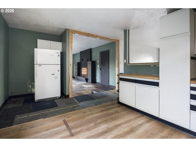 14525 Se FAIROAKS Ave, Milwaukie, OR 97267