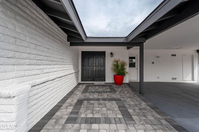 297 S HACIENDA Circle, Litchfield Park, AZ 85340