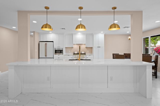 297 S HACIENDA Circle, Litchfield Park, AZ 85340