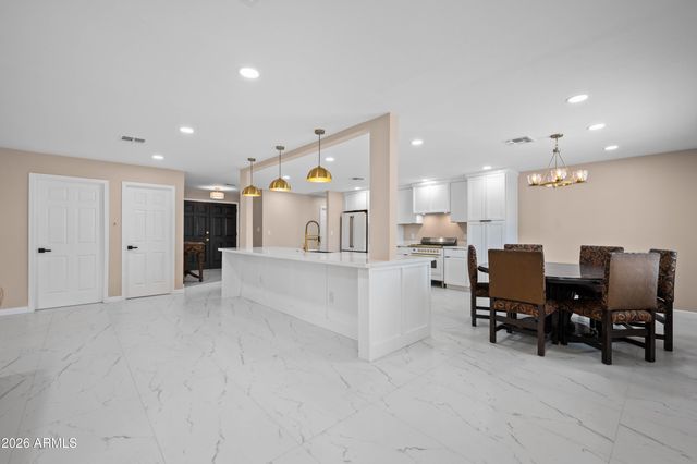 297 S HACIENDA Circle, Litchfield Park, AZ 85340