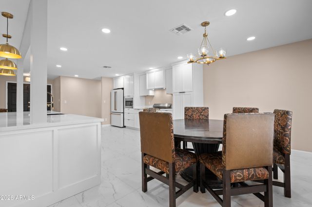 297 S HACIENDA Circle, Litchfield Park, AZ 85340