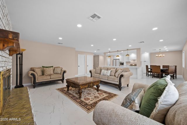 297 S HACIENDA Circle, Litchfield Park, AZ 85340