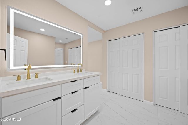 297 S HACIENDA Circle, Litchfield Park, AZ 85340