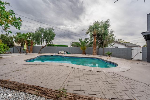 297 S HACIENDA Circle, Litchfield Park, AZ 85340
